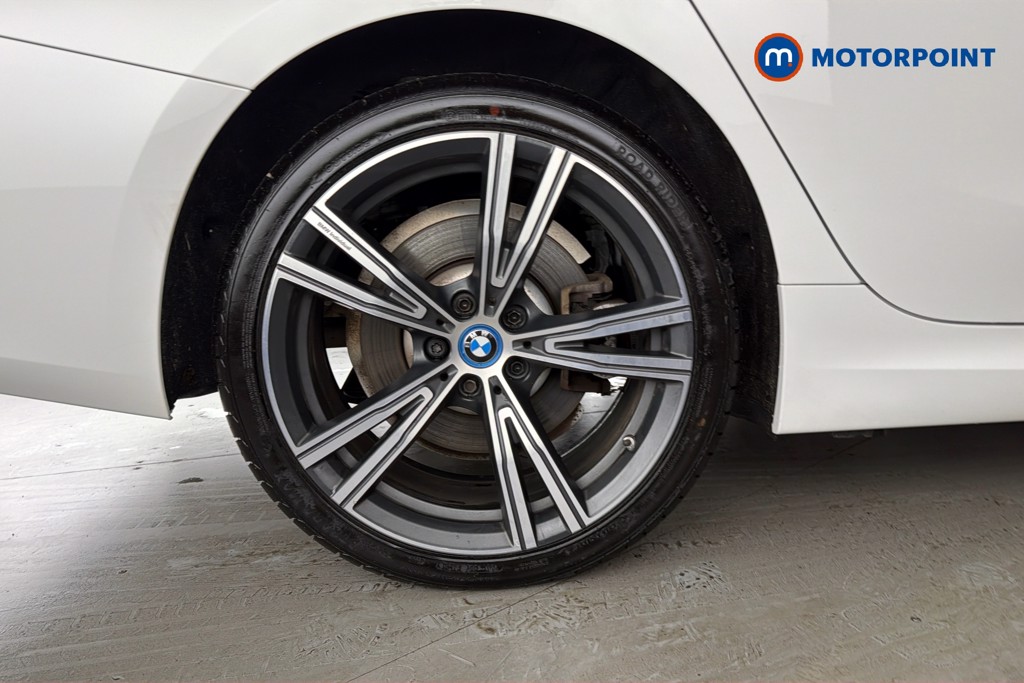 BMW 3 Series M Sport Automatic Petrol Plug-In Hybrid Saloon - Stock Number (1652696) - 49th supplementary image