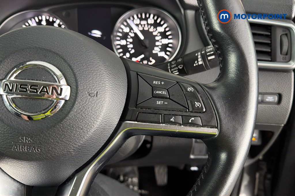 Nissan Qashqai Tekna Automatic Petrol SUV - Stock Number (1653034) - 4th supplementary image