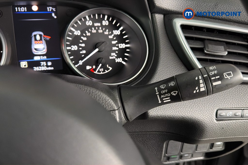 Nissan Qashqai Tekna Automatic Petrol SUV - Stock Number (1653034) - 7th supplementary image