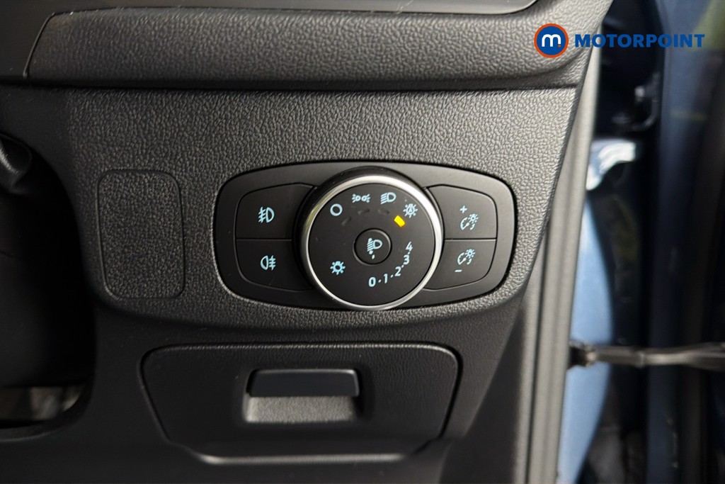 Ford Focus Titanium Automatic Petrol Hatchback - Stock Number (1653098) - 18th supplementary image