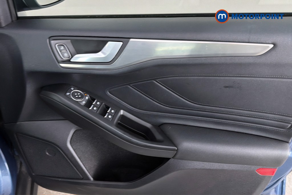 Ford Focus Titanium Automatic Petrol Hatchback - Stock Number (1653098) - 19th supplementary image