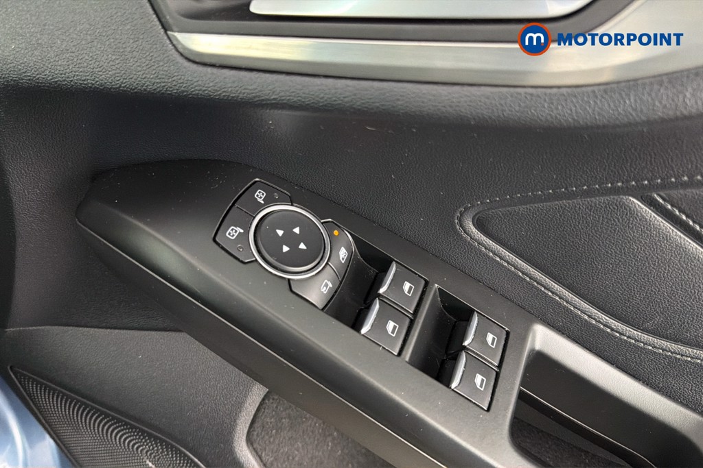 Ford Focus Titanium Automatic Petrol Hatchback - Stock Number (1653098) - 20th supplementary image