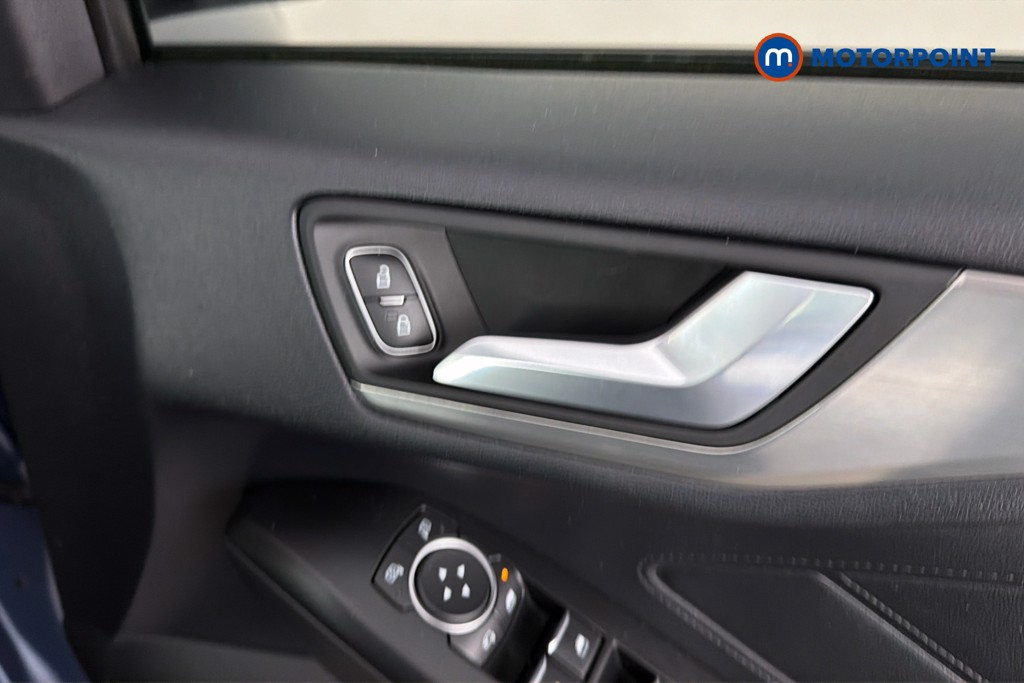 Ford Focus Titanium Automatic Petrol Hatchback - Stock Number (1653098) - 42nd supplementary image