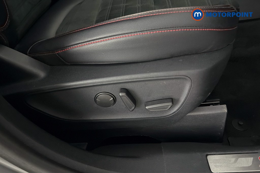 Ford Kuga St-Line X Manual Diesel SUV - Stock Number (1653485) - 25th supplementary image