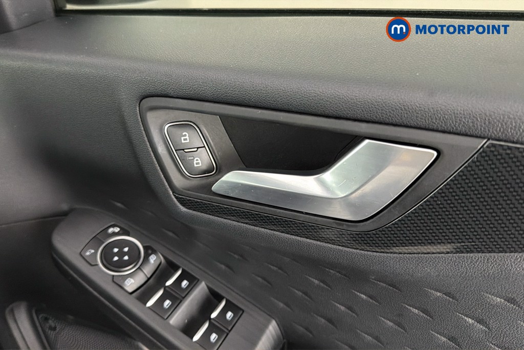 Ford Kuga St-Line X Manual Diesel SUV - Stock Number (1653485) - 42nd supplementary image