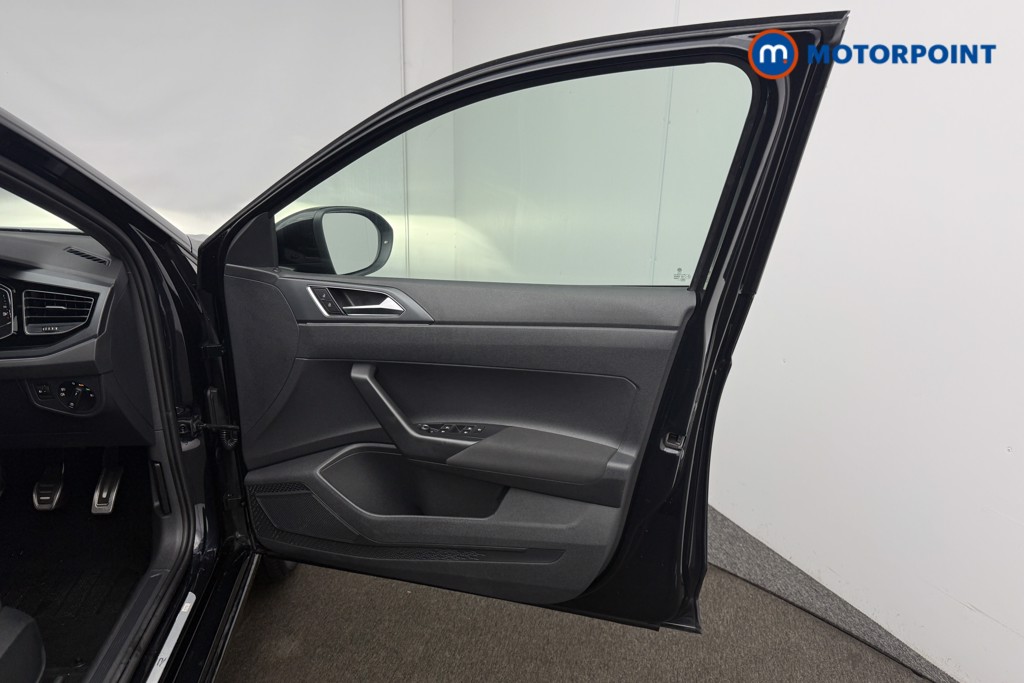Volkswagen Taigo R-Line Manual Petrol SUV - Stock Number (1654393) - 19th supplementary image
