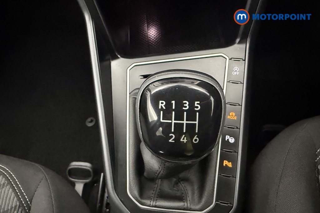 Volkswagen Taigo R-Line Manual Petrol SUV - Stock Number (1654393) - 34th supplementary image