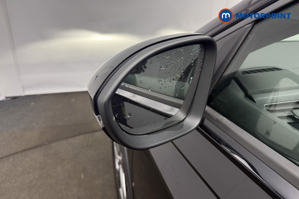 Volkswagen Taigo R-Line Manual Petrol SUV - Stock Number (1654393) - 45th supplementary image