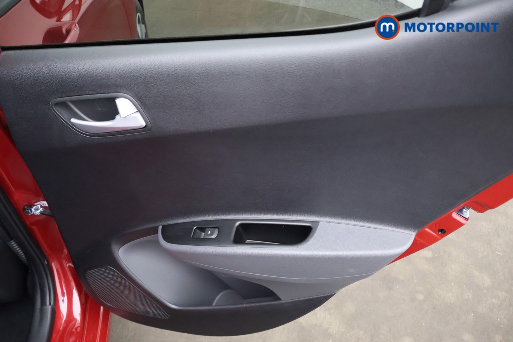 Hyundai I10 Premium Se Manual Petrol Hatchback - Stock Number (1654618) - 17th supplementary image