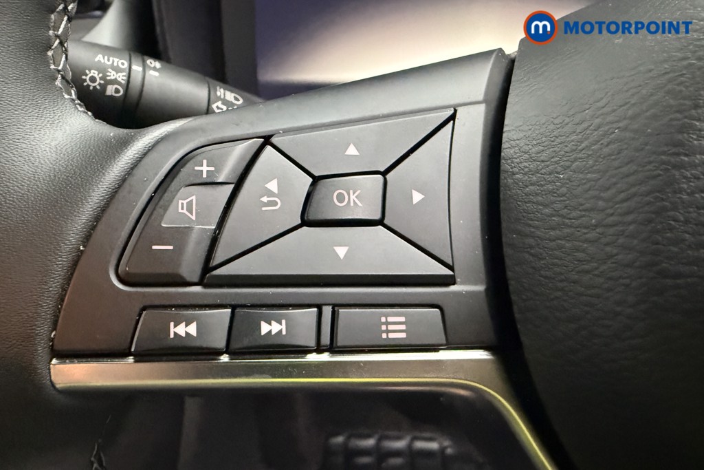 Nissan Juke N-Connecta Automatic Petrol-Electric Hybrid SUV - Stock Number (1655255) - 3rd supplementary image