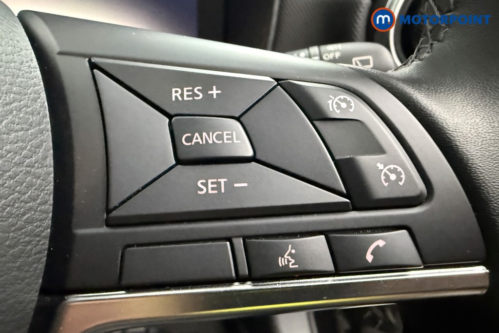 Nissan Juke N-Connecta Automatic Petrol-Electric Hybrid SUV - Stock Number (1655255) - 4th supplementary image