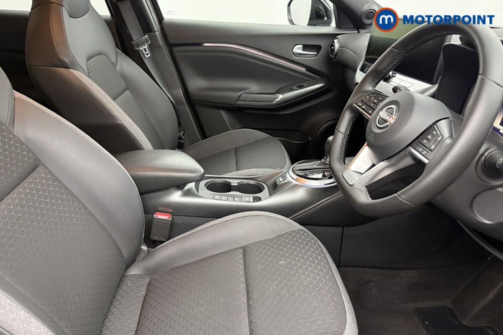 Nissan Juke N-Connecta Automatic Petrol-Electric Hybrid SUV - Stock Number (1655255) - 13th supplementary image