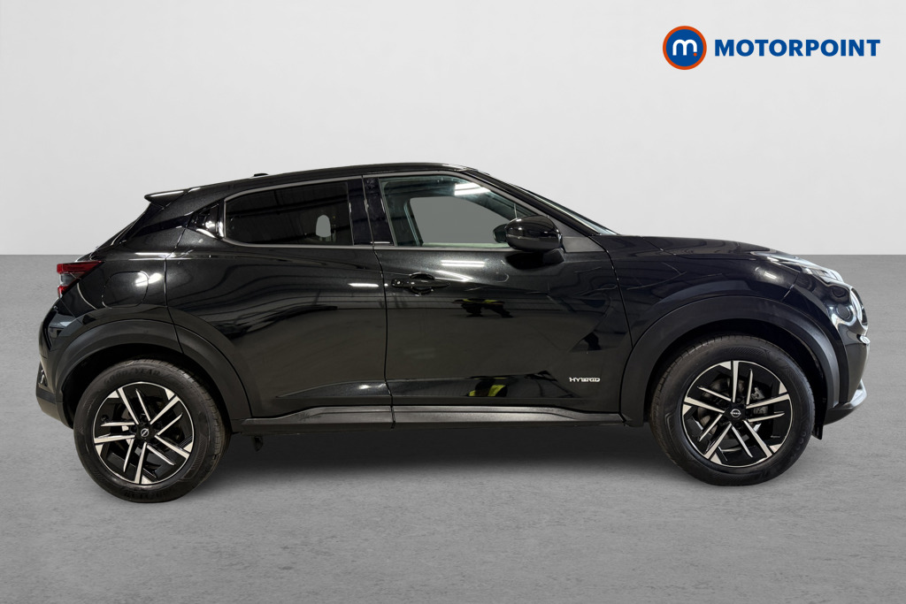 Nissan Juke N-Connecta Automatic Petrol-Electric Hybrid SUV - Stock Number (1655255) - Drivers side