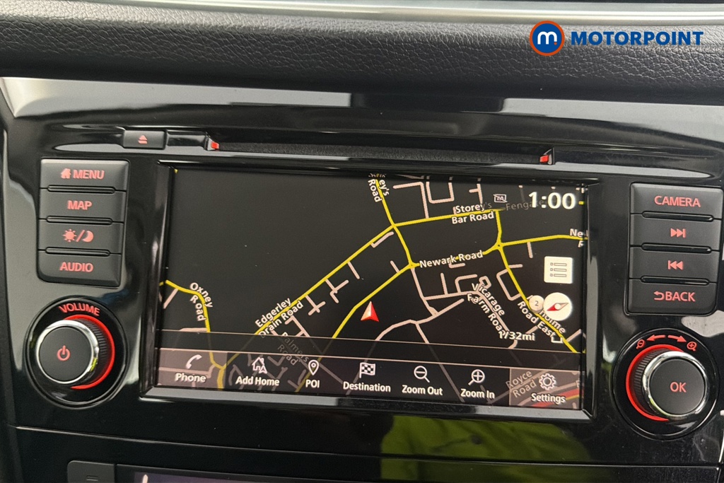 Nissan Qashqai Acenta Premium Automatic Petrol SUV - Stock Number (1656147) - 9th supplementary image