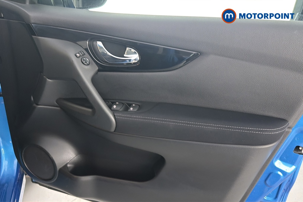 Nissan Qashqai Acenta Premium Automatic Petrol SUV - Stock Number (1656147) - 18th supplementary image