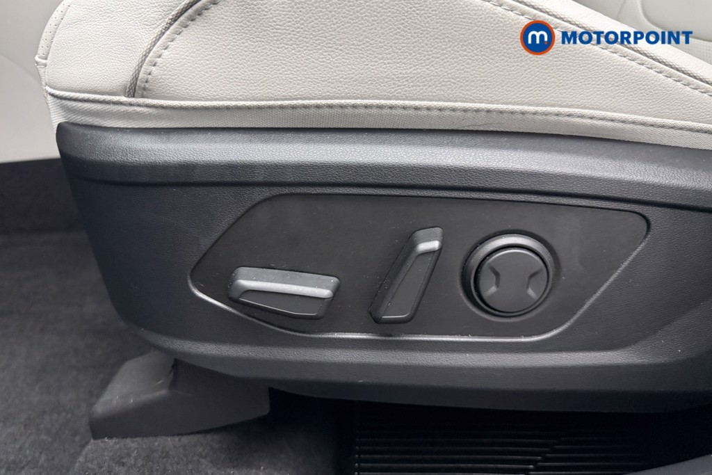 Hyundai Tucson Ultimate Automatic Petrol-Electric Hybrid SUV - Stock Number (1656425) - 6th supplementary image
