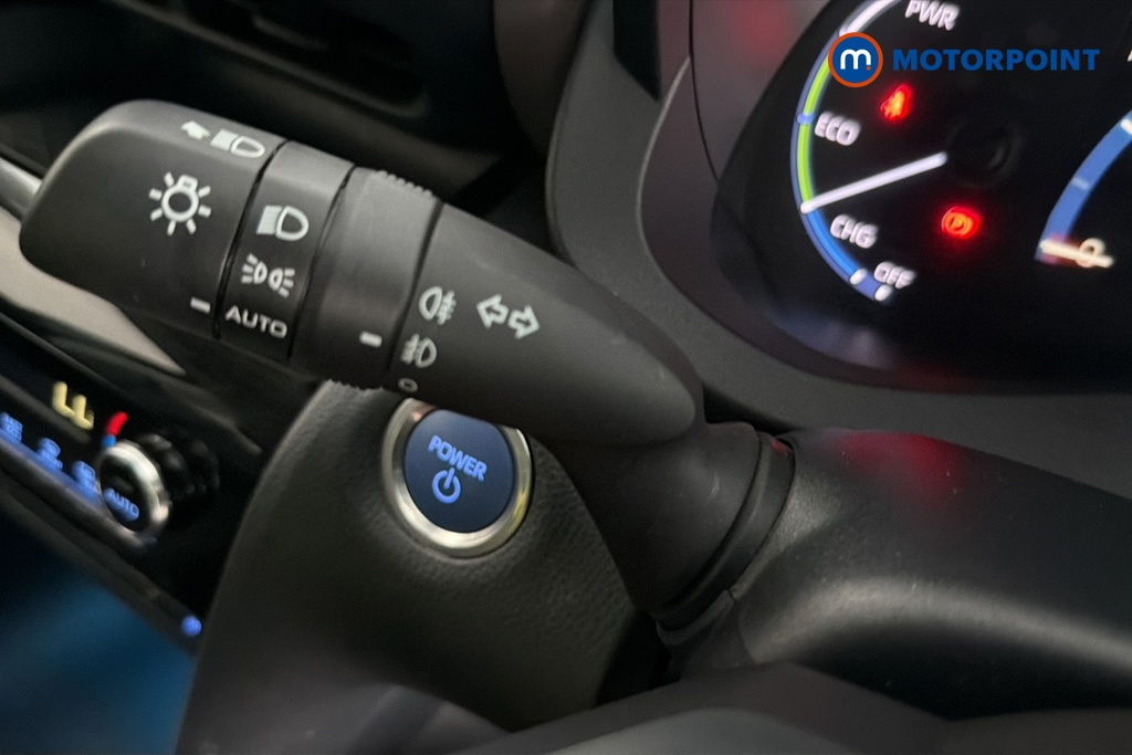Toyota Yaris Cross Excel Automatic Petrol-Electric Hybrid Estate - Stock Number (1656490) - 11th supplementary image
