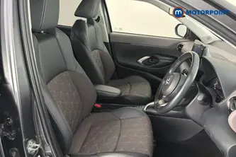 Toyota Yaris Cross Excel Automatic Petrol-Electric Hybrid Estate - Stock Number (1656490) - 22nd supplementary image