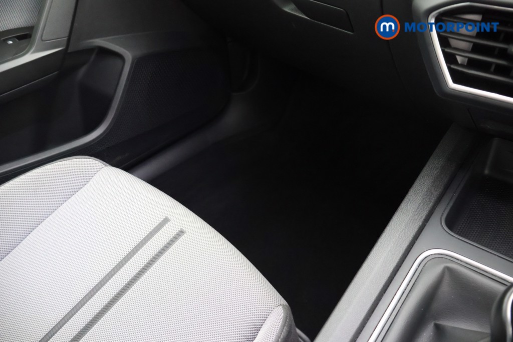 Seat Leon Se Dynamic Manual Petrol Hatchback - Stock Number (1656880) - 12th supplementary image