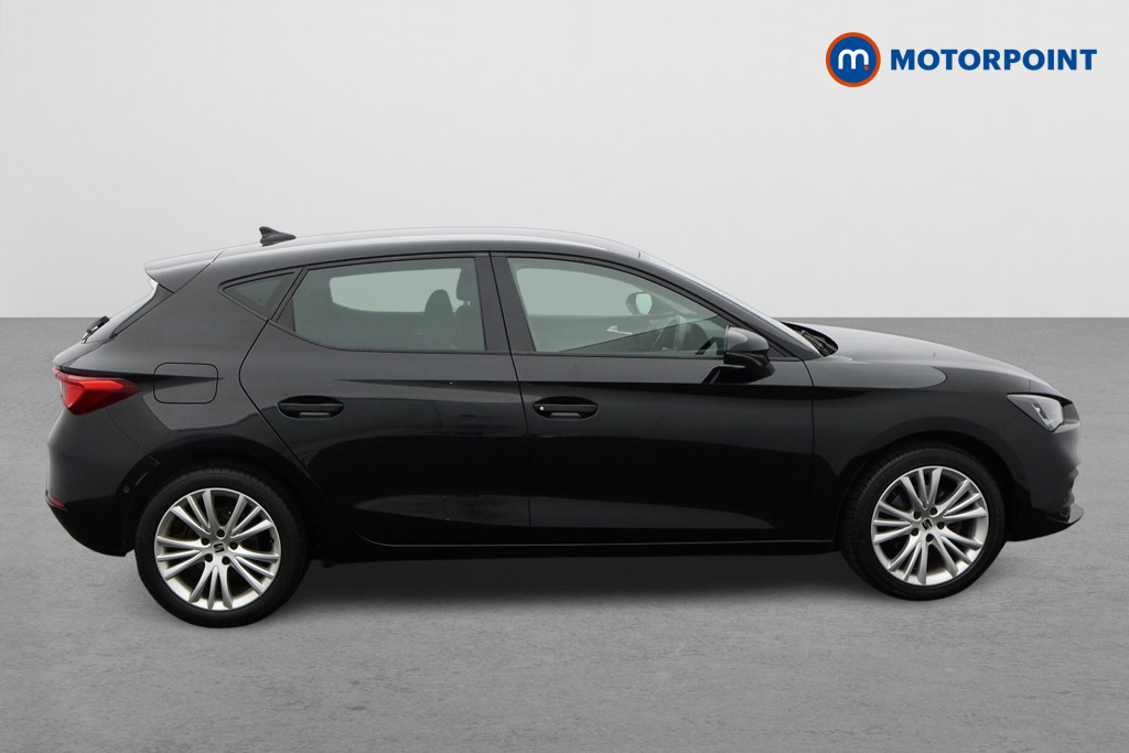 Seat Leon Se Dynamic Manual Petrol Hatchback - Stock Number (1656880) - Drivers side