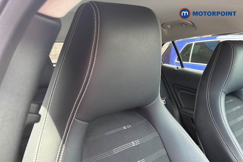 Mercedes-Benz GLA Urban Edition Automatic Petrol SUV - Stock Number (1657010) - 23rd supplementary image