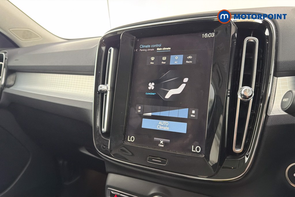 Volvo Xc40 Momentum Manual Petrol SUV - Stock Number (1657184) - 12th supplementary image