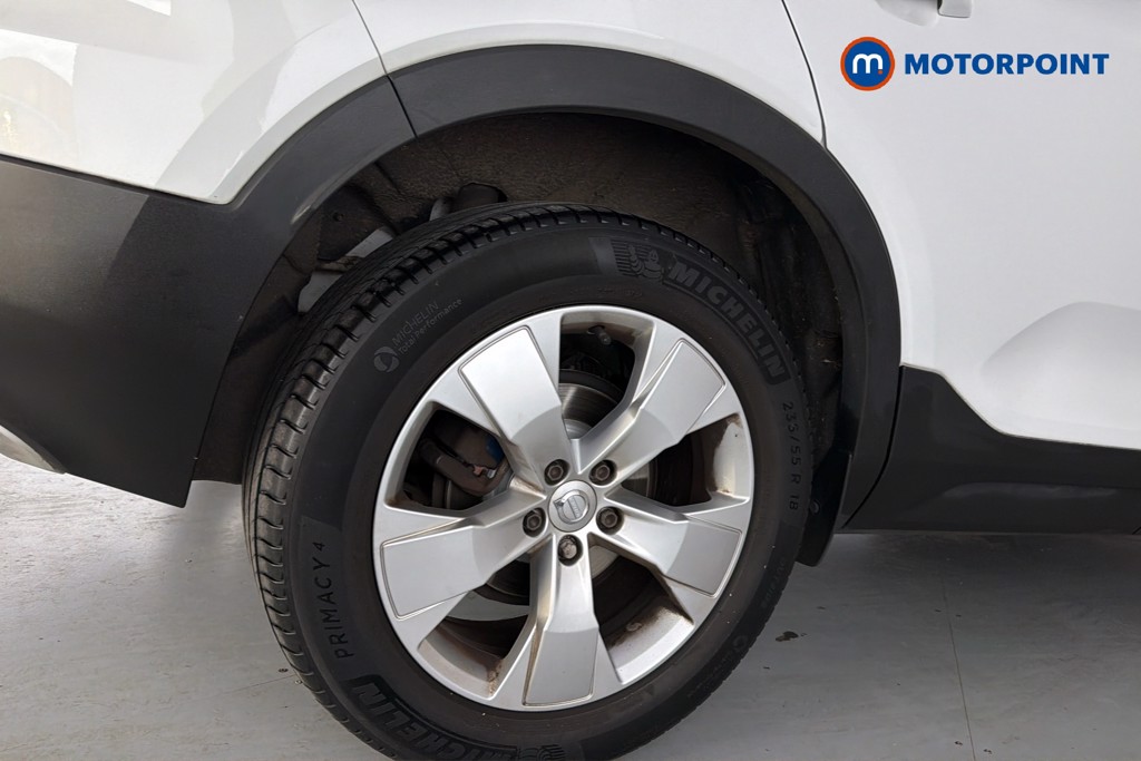 Volvo Xc40 Momentum Manual Petrol SUV - Stock Number (1657184) - 49th supplementary image