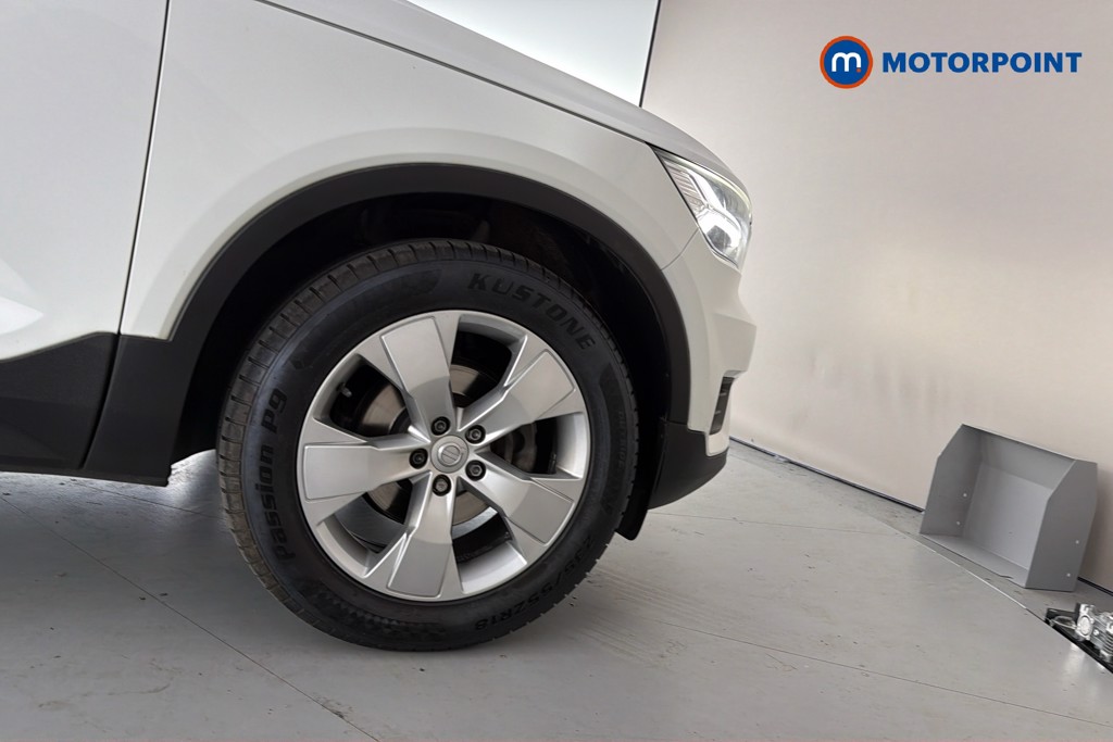 Volvo Xc40 Momentum Manual Petrol SUV - Stock Number (1657184) - 50th supplementary image