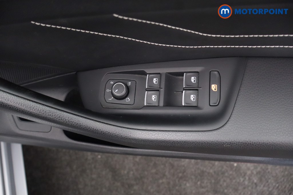 Volkswagen Arteon R-Line Automatic Petrol Hatchback - Stock Number (1657493) - 15th supplementary image