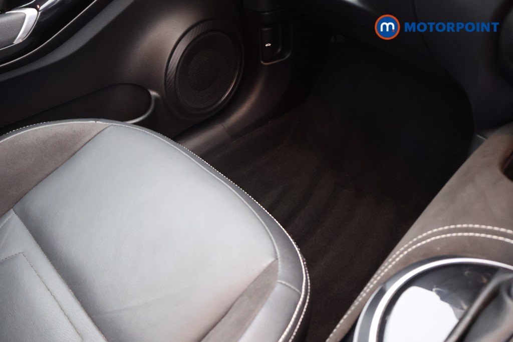 Nissan Juke Tekna-Plus Automatic Petrol-Electric Hybrid SUV - Stock Number (1657620) - 13th supplementary image