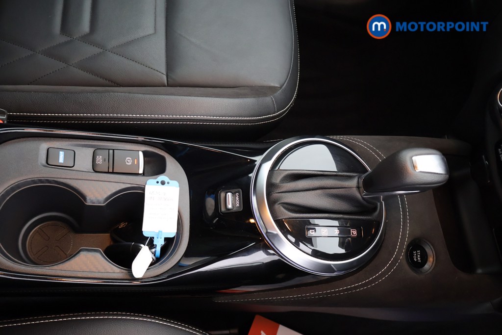 Nissan Juke Tekna-Plus Automatic Petrol-Electric Hybrid SUV - Stock Number (1657620) - 14th supplementary image