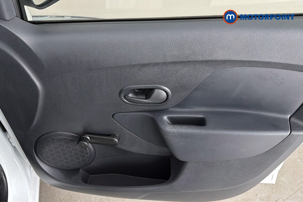 Dacia Sandero Access Manual Petrol Hatchback - Stock Number (1657793) - 19th supplementary image