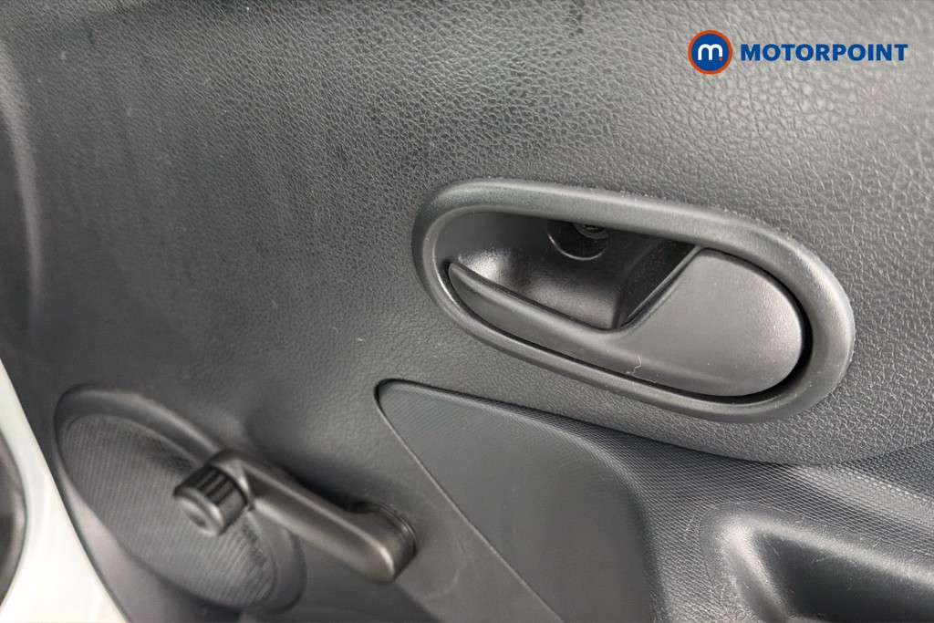 Dacia Sandero Access Manual Petrol Hatchback - Stock Number (1657793) - 42nd supplementary image