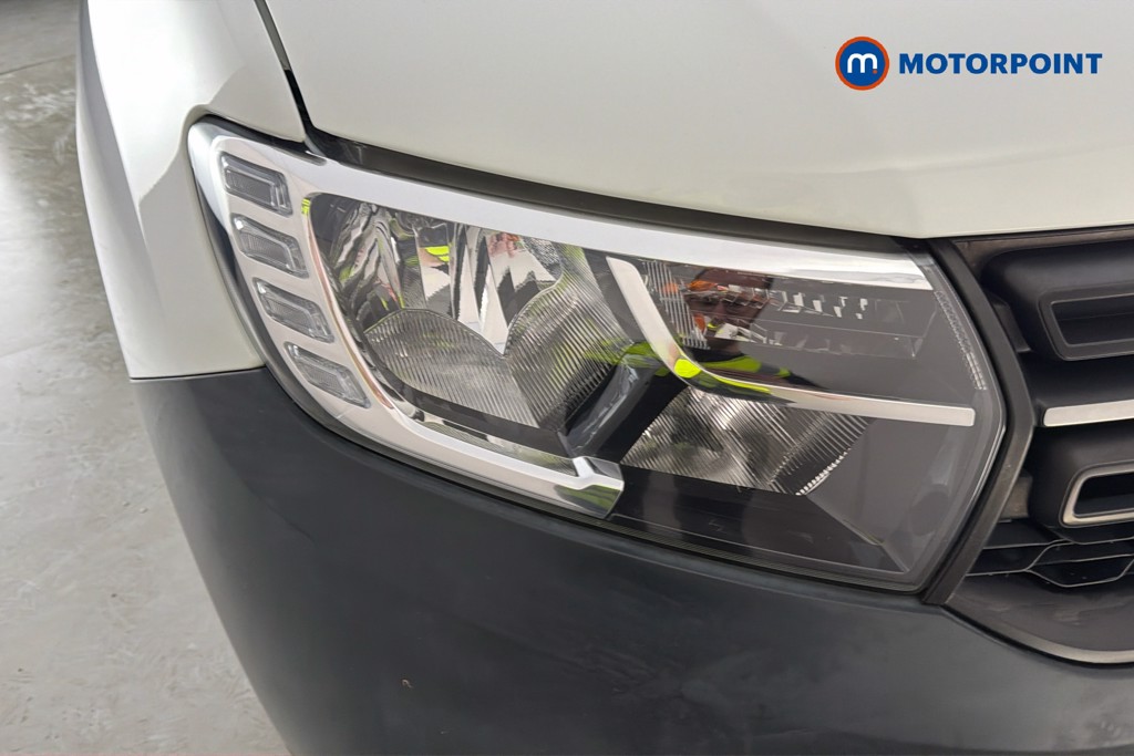 Dacia Sandero Access Manual Petrol Hatchback - Stock Number (1657793) - 44th supplementary image