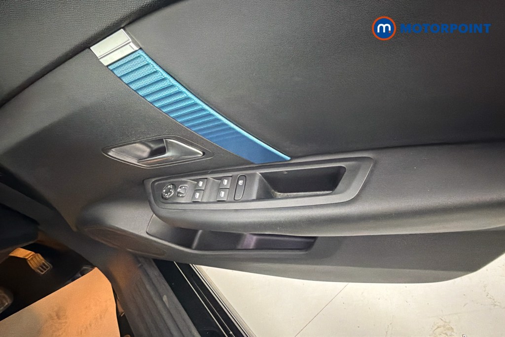 Citroen C4 Shine Automatic Electric Hatchback - Stock Number (1657806) - 20th supplementary image