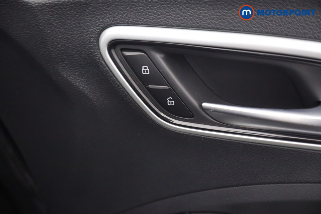 Mg Motor Uk ZS Excite Manual Petrol SUV - Stock Number (1657972) - 8th supplementary image