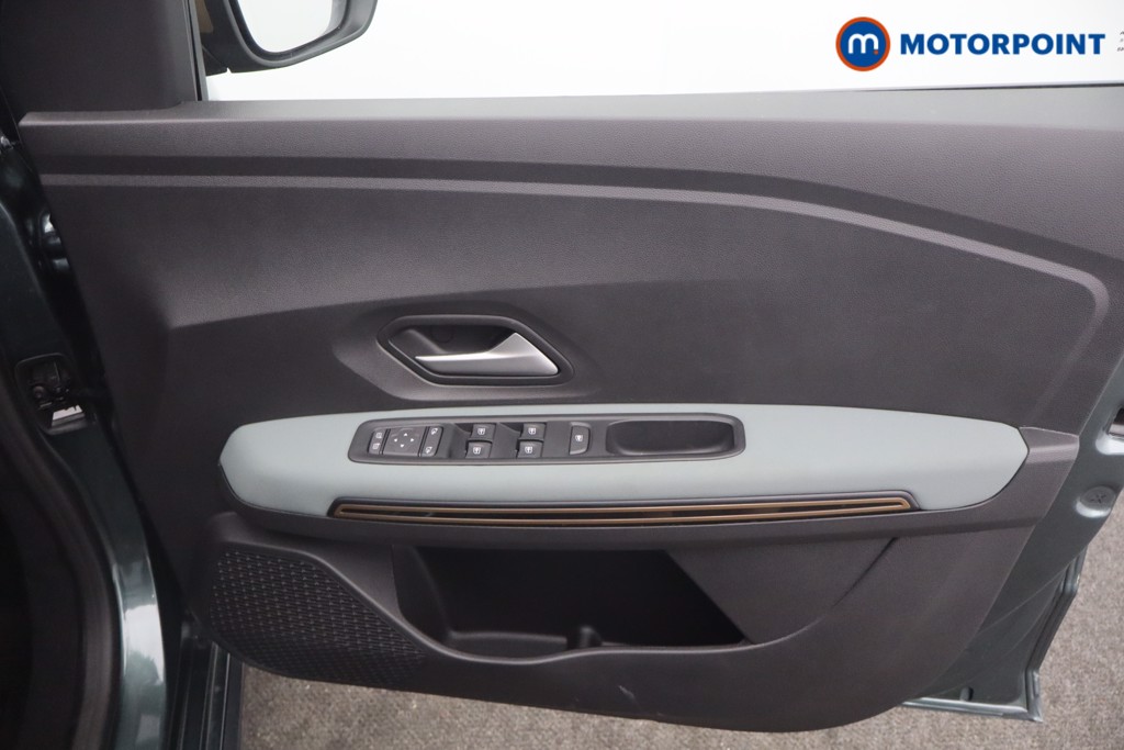 Dacia Jogger Extreme Manual Petrol People Carrier - Stock Number (1658335) - 11th supplementary image