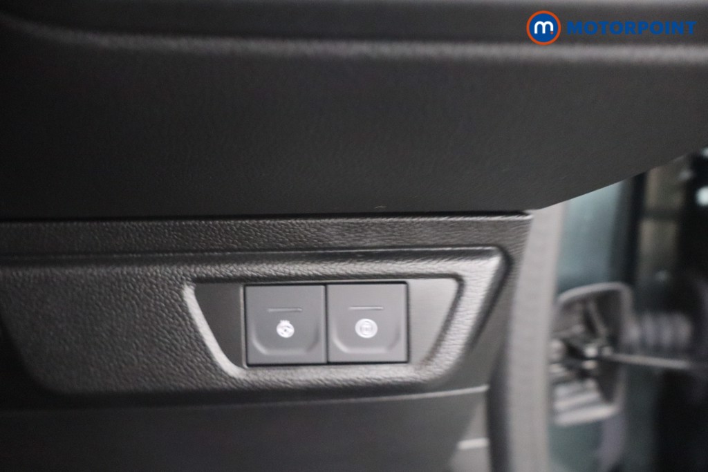 Dacia Jogger Extreme Manual Petrol People Carrier - Stock Number (1658335) - 14th supplementary image