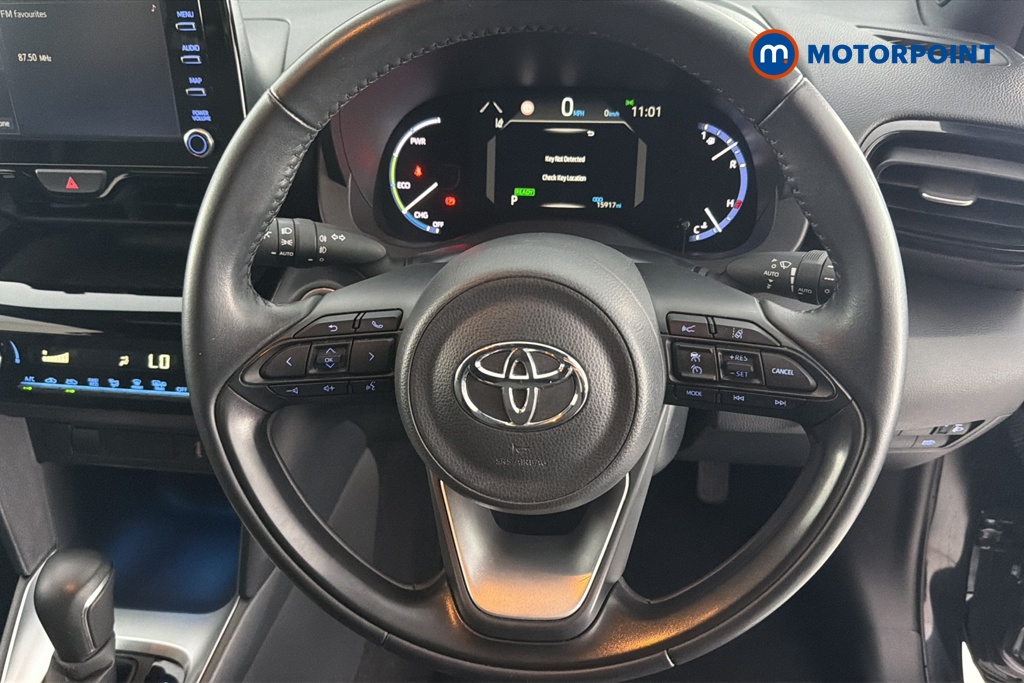 Toyota Yaris Cross Design Automatic Petrol-Electric Hybrid Estate - Stock Number (1658577) - 2nd supplementary image