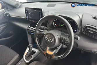 Toyota Yaris Cross Design Automatic Petrol-Electric Hybrid Estate - Stock Number (1658577) - 1st supplementary image
