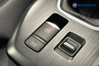 Nissan Qashqai N-Connecta Manual Petrol SUV - Stock Number (1659023) - 999th supplementary image