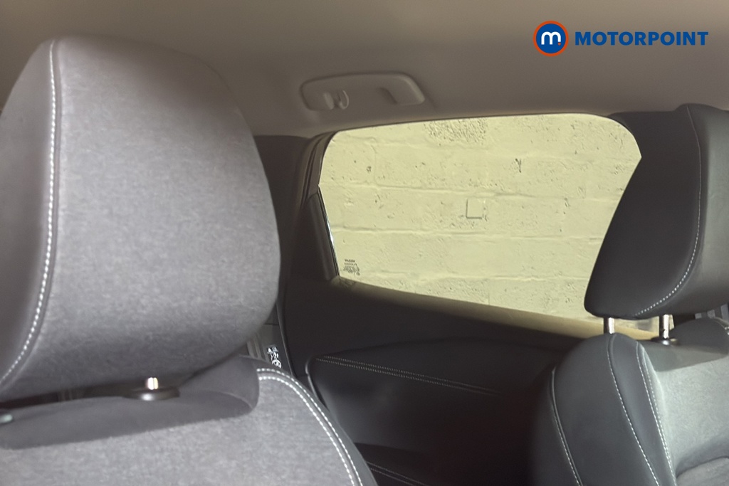 Nissan Qashqai N-Connecta Manual Petrol SUV - Stock Number (1659023) - 1000th supplementary image