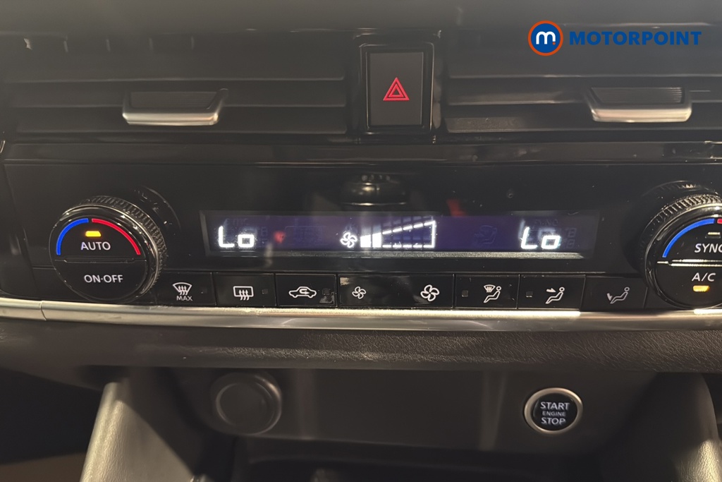 Nissan Qashqai N-Connecta Manual Petrol SUV - Stock Number (1659023) - 12th supplementary image