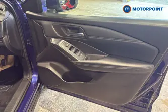 Nissan Qashqai N-Connecta Manual Petrol SUV - Stock Number (1659023) - 18th supplementary image