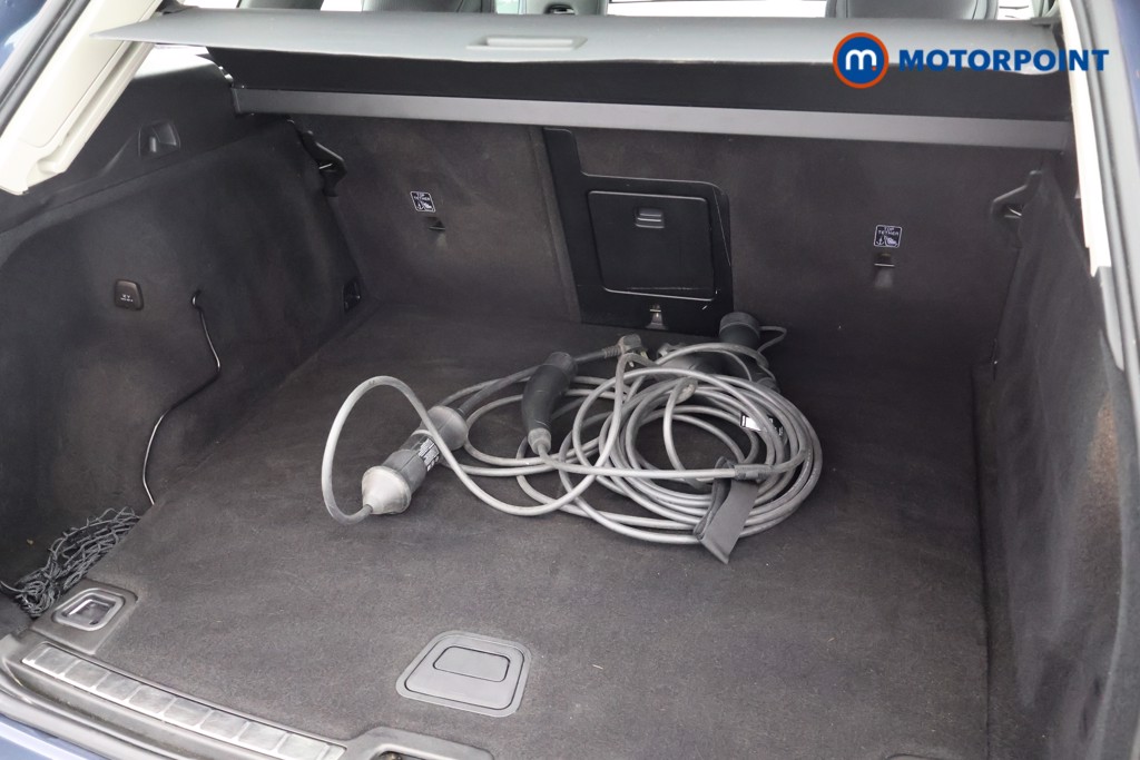 Volvo Xc60 Core Automatic Petrol Plug-In Hybrid SUV - Stock Number (1638893) - 19th supplementary image