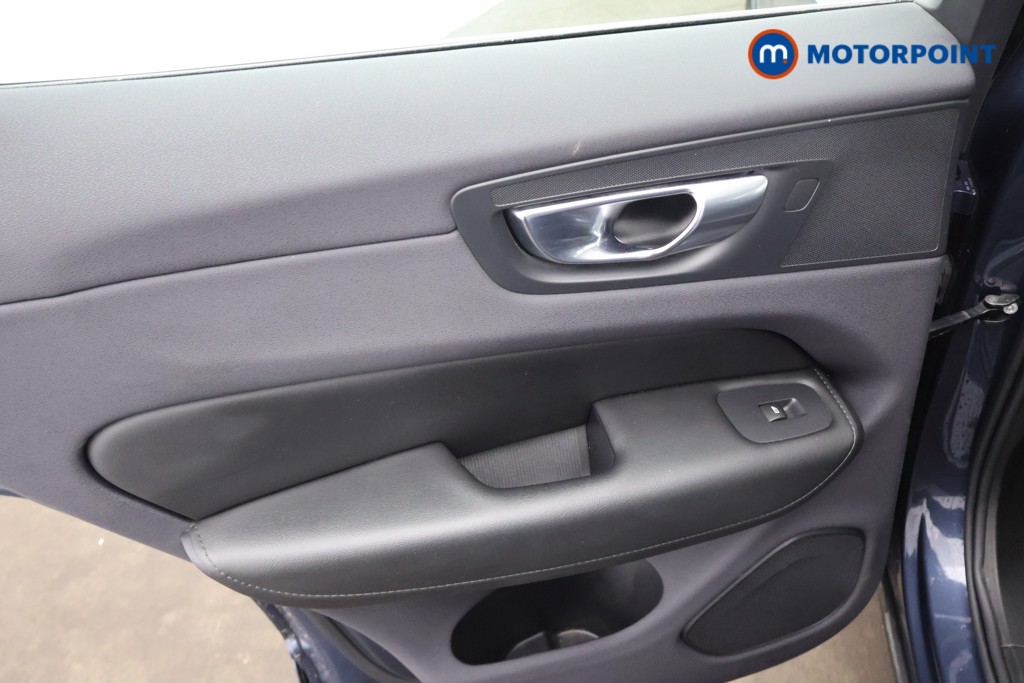 Volvo Xc60 Core Automatic Petrol Plug-In Hybrid SUV - Stock Number (1638893) - 20th supplementary image