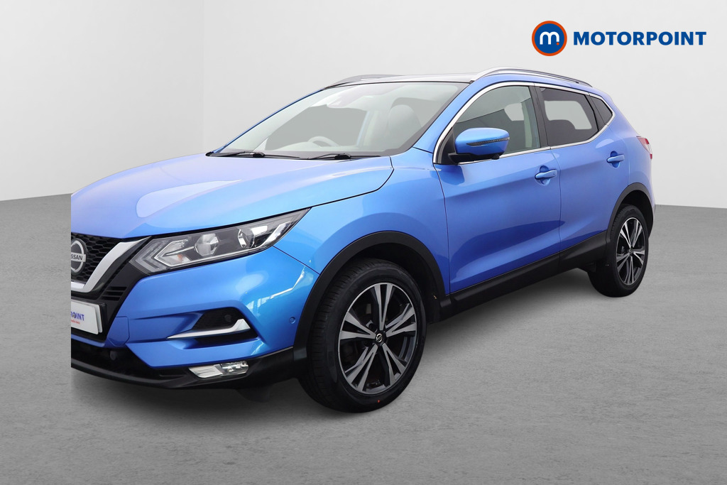 Nissan Qashqai N-Connecta Manual Petrol SUV - Stock Number (1640175) - Passenger side front corner