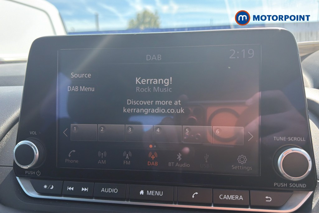 Nissan Qashqai Acenta Premium Manual Petrol SUV - Stock Number (1641247) - 9th supplementary image