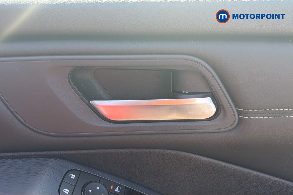 Nissan Qashqai Acenta Premium Manual Petrol SUV - Stock Number (1641247) - 42nd supplementary image