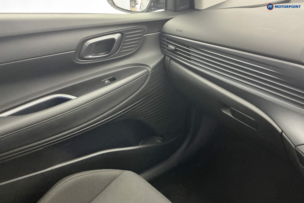 Hyundai I20 Premium Manual Petrol Hatchback - Stock Number (1646041) - 11th supplementary image